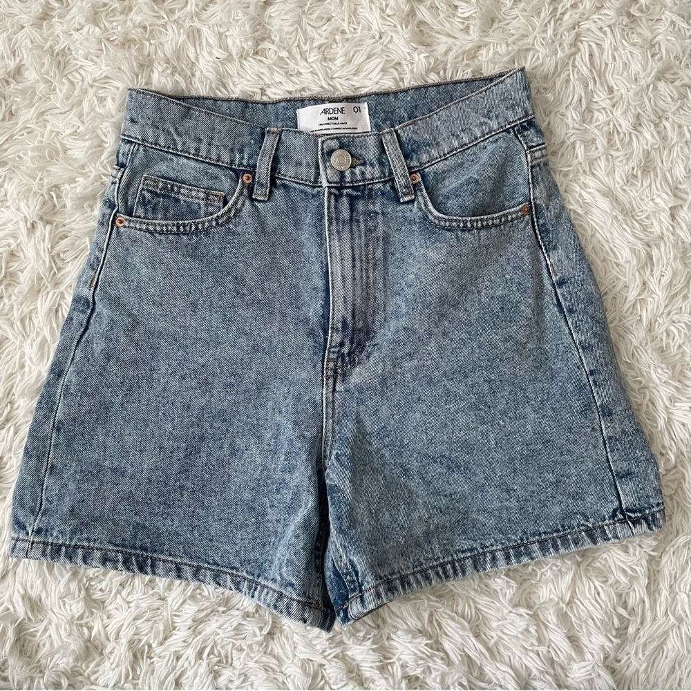 3/$45 Ardene Medium Wash Mom shorts